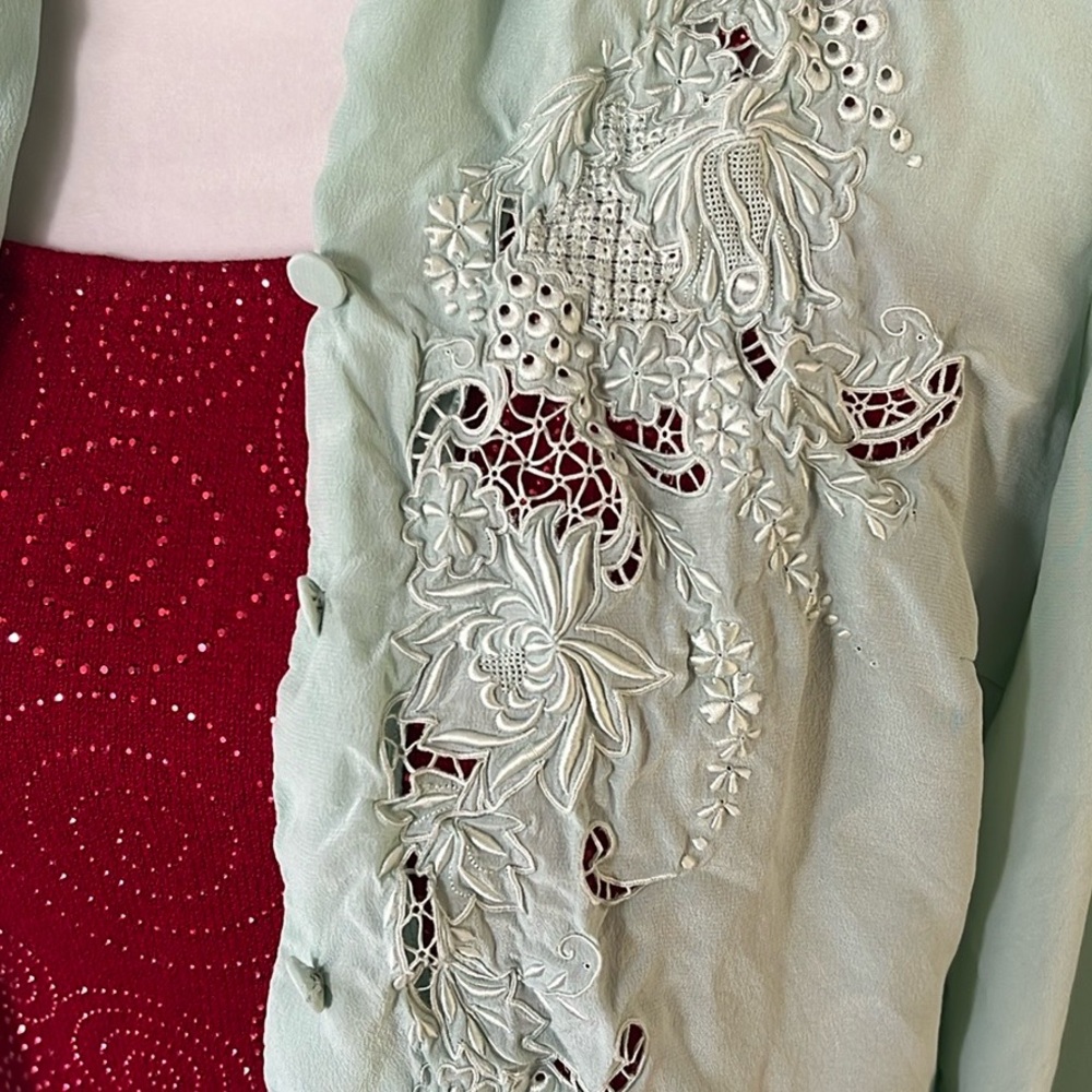 Vintage Silk Embroidered Mint Green Women's Top - Picture 8 of 8